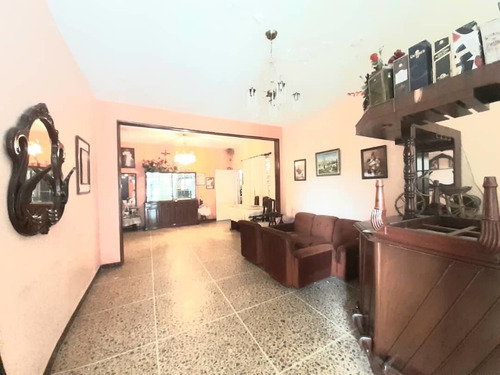 Imagen 4 de 14 de En Venta Casa En Trigal Centro 04244935350