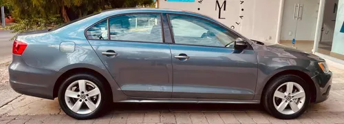 Volkswagen Jetta 2.5 Style Active Tiptronic At