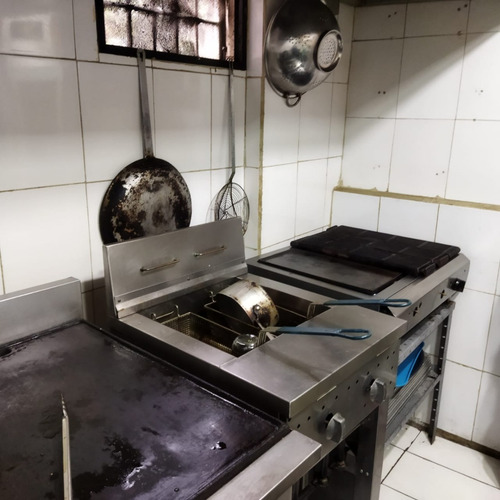 Imagen 12 de 15 de Se Vende Fondo De Comercio 80m2 Av. Páez Del Paraíso