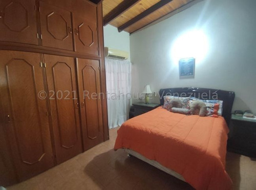Imagen 15 de 30 de Casa La Mulera Maracay 04 Dormitorios 04 Baños Gran Tamaño 22-1556 ##