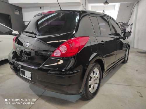 Nissan Tiida 1.8 Tekna 5 P 2011