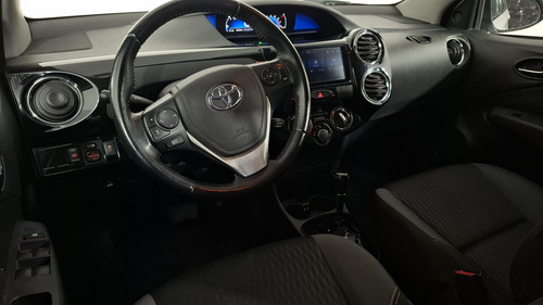 Toyota Etios 1.5 XLS PACK AUTO