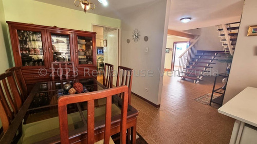 Se Vende Casa En Terrazas Del Club Hipico Mls #23-21270