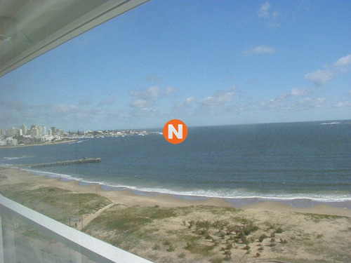 Apartamento En Venta Y Alquiler, Mansa, Punta Del Este, 3 Dormitorios.- Ref: 762