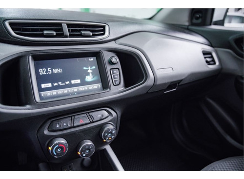 Chevrolet Onix 1.0 MPFI LT 8V FLEX 4P MANUAL