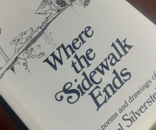 Libro Where The Sidewalk Ends Practicamente Nuevo