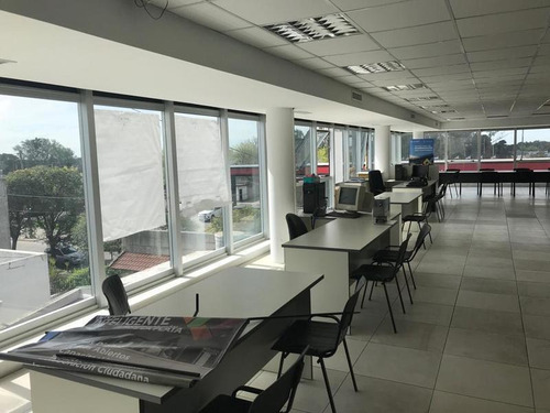 Imagen 17 de 30 de Edificio De Oficinas En Venta En La Plata | Avda. 532 Esq. 119 (edificio)