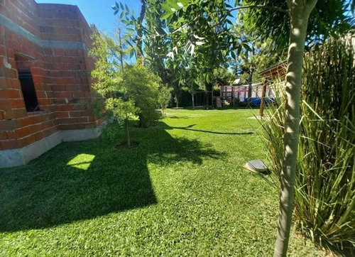 Imagen 13 de 17 de Casa En Construcción En Barrio Los Pioneros