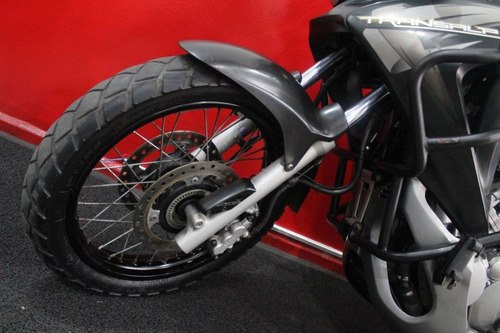 Imagem 10 de 11 de Honda Xl 700 V Transalp Abs 2014 Branca Branco