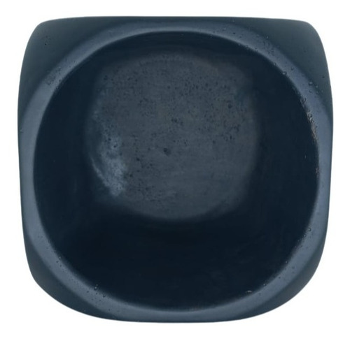 Imagem 3 de 4 de Cachepot Cimento Preto Vaso Médio Decoração Dado Jardim