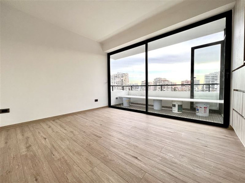 Venta Departamento Remodelado A Pasos Metro Colón
