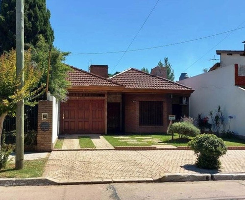 Imagen 3 de 14 de Casa En Venta En José C Paz