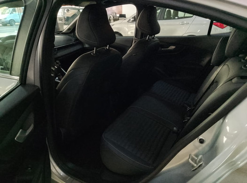 Fiat FASTBACK 1.3 T270 At6