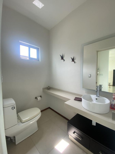 Imagen 7 de 26 de Casa En Venta En Vista Hermosa, Cuernavaca, Residencia En Exclusivo Fraccionamiento