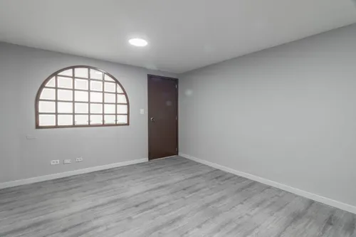 Oficina En Arriendo/venta En Chapinero. Cod A15603