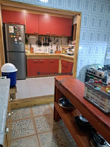 Casa En Venta De 2 Dorm. En Frutillar