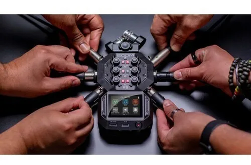 Zoom H8 Grabadora Portatil De 12 Pistas Profesional Audio Color Negro