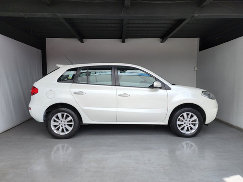 Imagen 6 de 15 de Renault Koleos 2016 2.5 Expression At