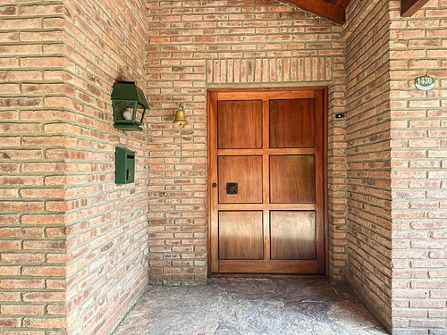 Excelente Casa En Venta Con Vista Al Golf