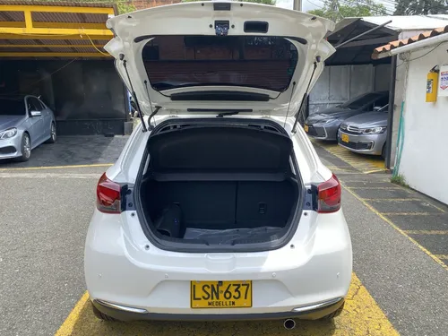 Mazda 2 1.5 Touring