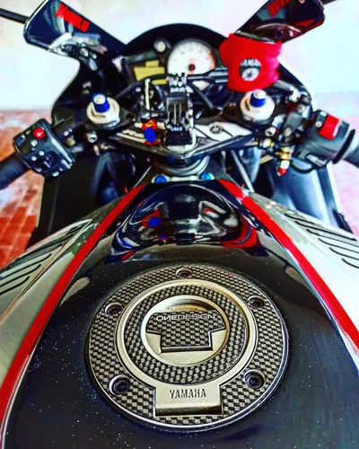 Protector Tapa Tanque One Design Yamaha R1/ R1m 2015