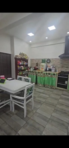 Ph En Venta 4 Amb Al Frente - Patio Y Terraza