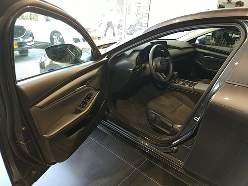 Mazda 3 Prime Automático 2021