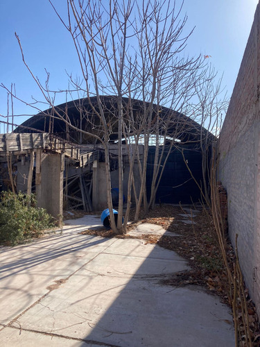 Galpón En Venta Lunlunta