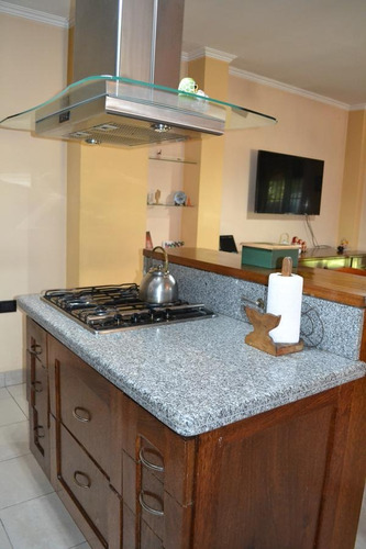 Imagen 10 de 29 de Casa En Esquina De Categoría En Venta - Moreno Centro, Gba Oeste. ¡única!