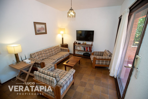 Imagen 2 de 13 de Ed. Santa Paula 1º A, Duplex 4 Amb. Con Cochera, Pileta.