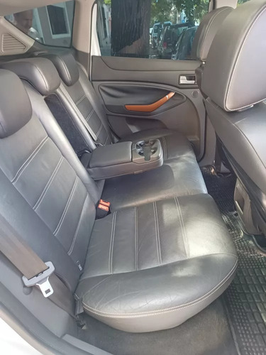 Ford Kuga 2.5 Titanium At 4x4 L (ku05)