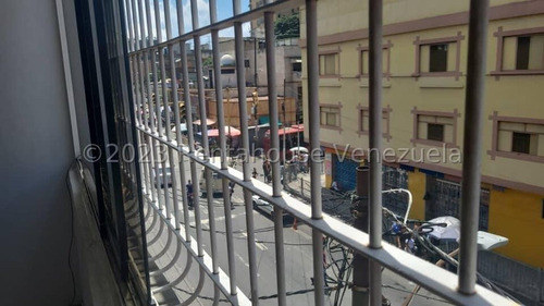 Estupendo Local Comercial, Que También Puede Ser De Uso Residencial-catia-mls #24-18526