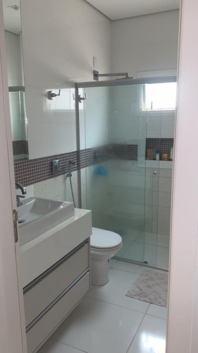 Imagem 3 de 14 de Casa Com 4 Quartos, Sendo 3 Suítes No Condomínio Belvedere