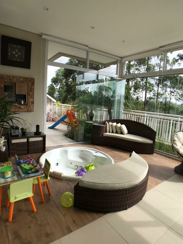 Boulevard Tamboré - Maison - 240m² - 4 Suítes; 3 Vagas; Repleto De Planejados; Vista Para Mata - Cncd170