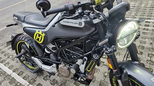 Husqvarna 200, Barras Invertidas,iluminación Led,frenos Abc,