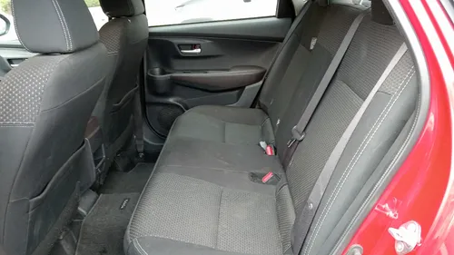 Toyota Yaris 4p Sedán S L4/1.5 Aut