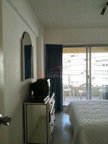Imagen 21 de 30 de Apartamento En Alquiler, Punta Del Este, Próximo A Playa Brava Y Mansa, Buenos Servicios, Próximo Enjoy, Conrad