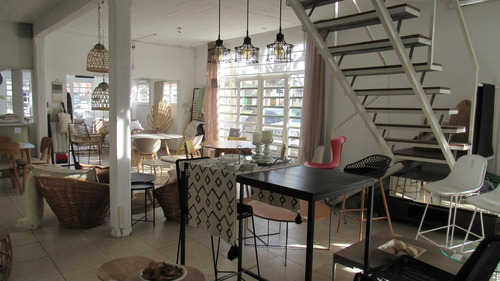 Imagen 18 de 19 de Local En Esquina - 19 Esq 531 - Dacal Bienes Raices