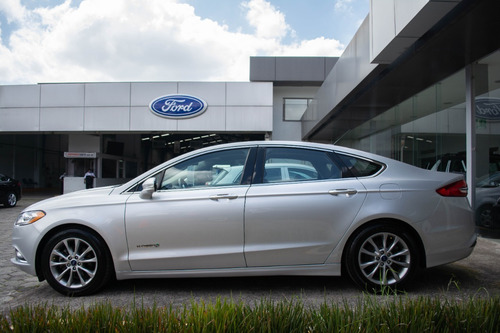 Imagen 2 de 15 de Ford Fusion 2017