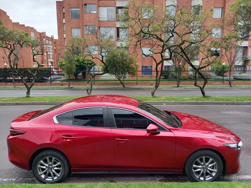 Mazda 3 2.0 Sport Touring