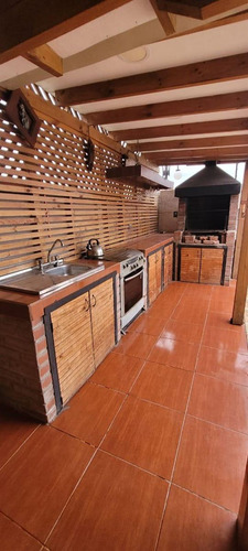 Hermosa Y Amplia Casa En Condominio En La Cruz 4d3b2e1b