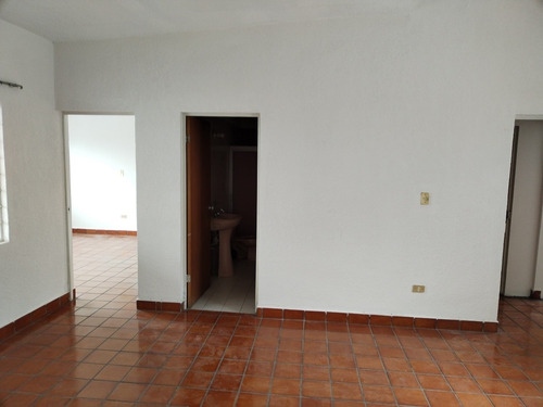 Imagen 16 de 25 de Se Vende Casa En San Bernabe