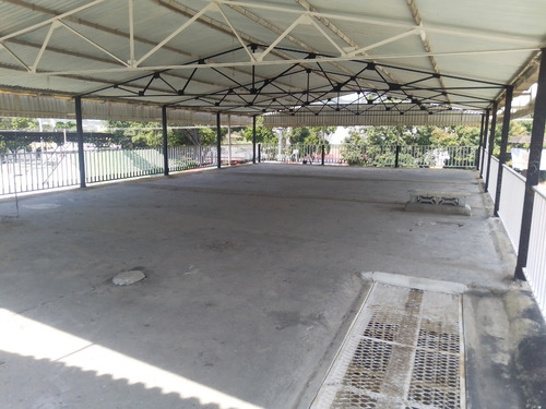 Imagen 3 de 6 de Apartamento En Alquiler Para Uso Comercial En La Calle Montes De Puerto La Cruz