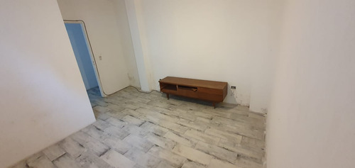 Imagen 10 de 10 de Departamento 2 Ambientes Dueño Directo Moron Centro
