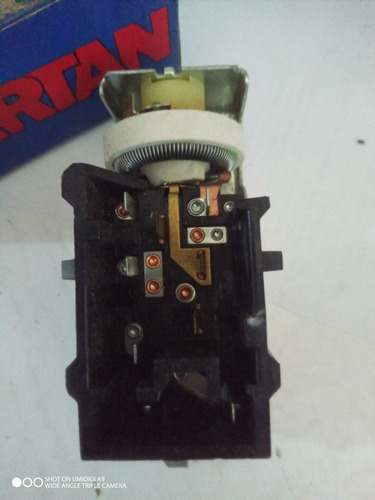 Imagen 4 de 5 de Switch Luz Ford 80-88 Hs 117 Ds218
