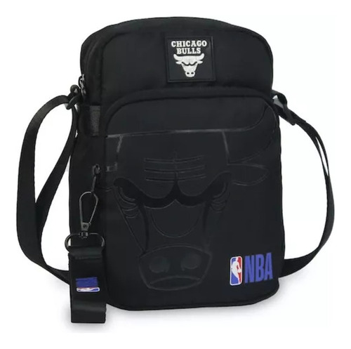 Morral Bandolera Para Hombre Correa Regulable Deportivo Color Negro Equipo Chicago Bulls Diseño de la tela Liso