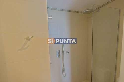 Imagen 13 de 28 de Apartamento En Playa Brava Venta