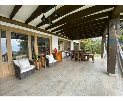 Increíble Casa Campestre Con Hermoso Lote. Código 57