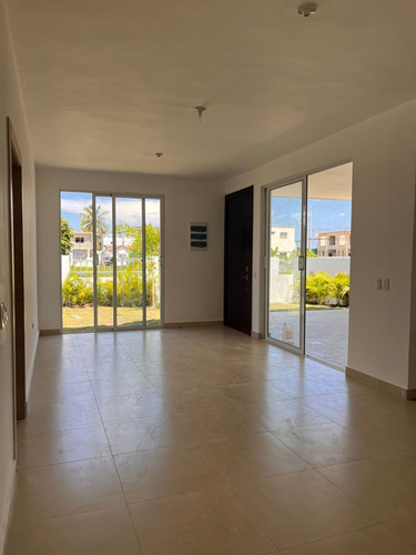 Vendo Casa En El Residencial Bávaro Punta Cana, República Dominicana