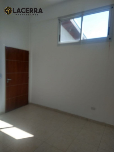 Imagen 6 de 7 de Oficina En Alquiler En Jose Leon Suarez